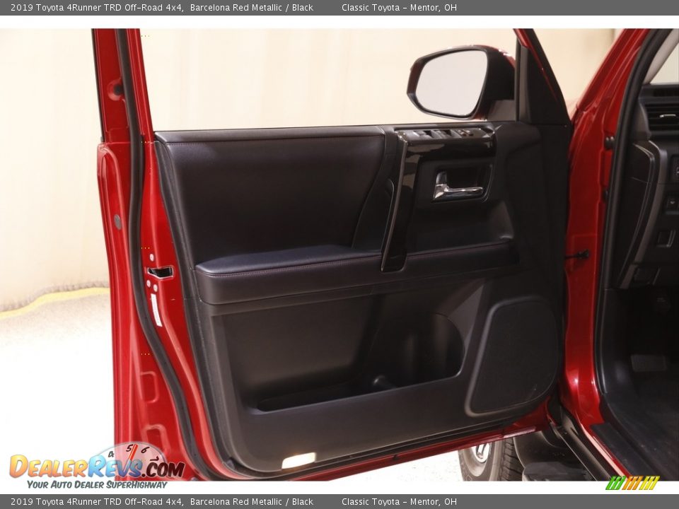 2019 Toyota 4Runner TRD Off-Road 4x4 Barcelona Red Metallic / Black Photo #4