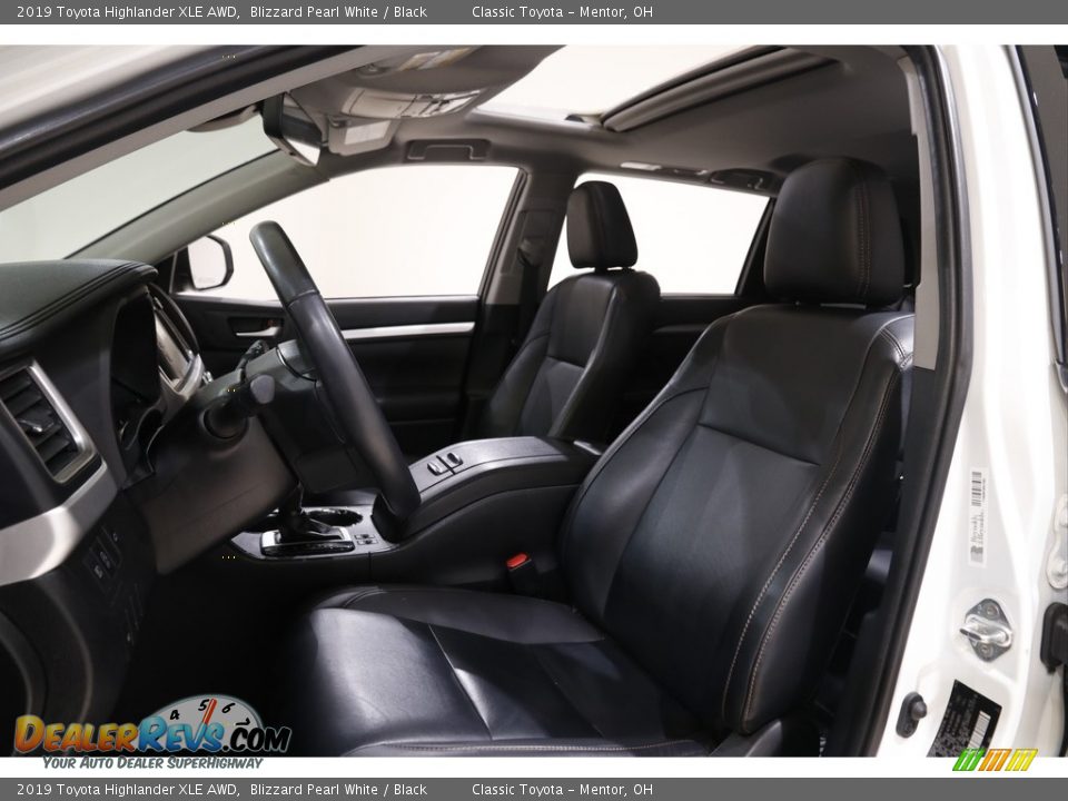 2019 Toyota Highlander XLE AWD Blizzard Pearl White / Black Photo #5