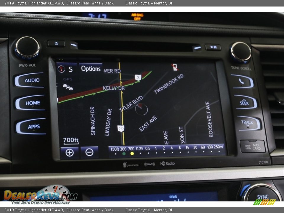 2019 Toyota Highlander XLE AWD Blizzard Pearl White / Black Photo #12