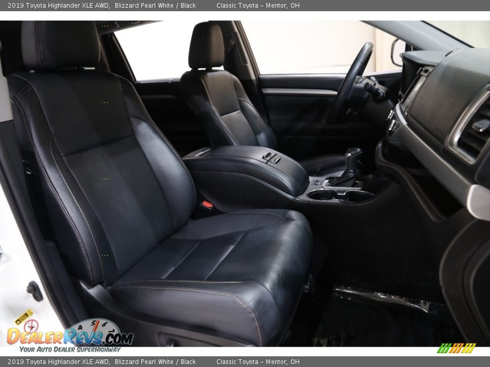 2019 Toyota Highlander XLE AWD Blizzard Pearl White / Black Photo #15