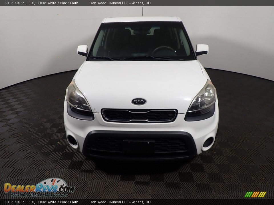 2012 Kia Soul 1.6 Clear White / Black Cloth Photo #4