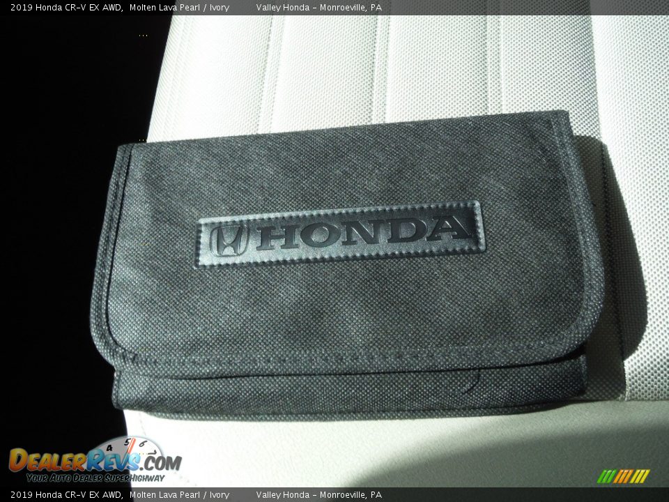 2019 Honda CR-V EX AWD Molten Lava Pearl / Ivory Photo #31