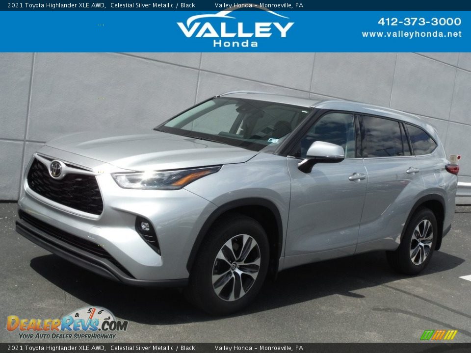 2021 Toyota Highlander XLE AWD Celestial Silver Metallic / Black Photo #1