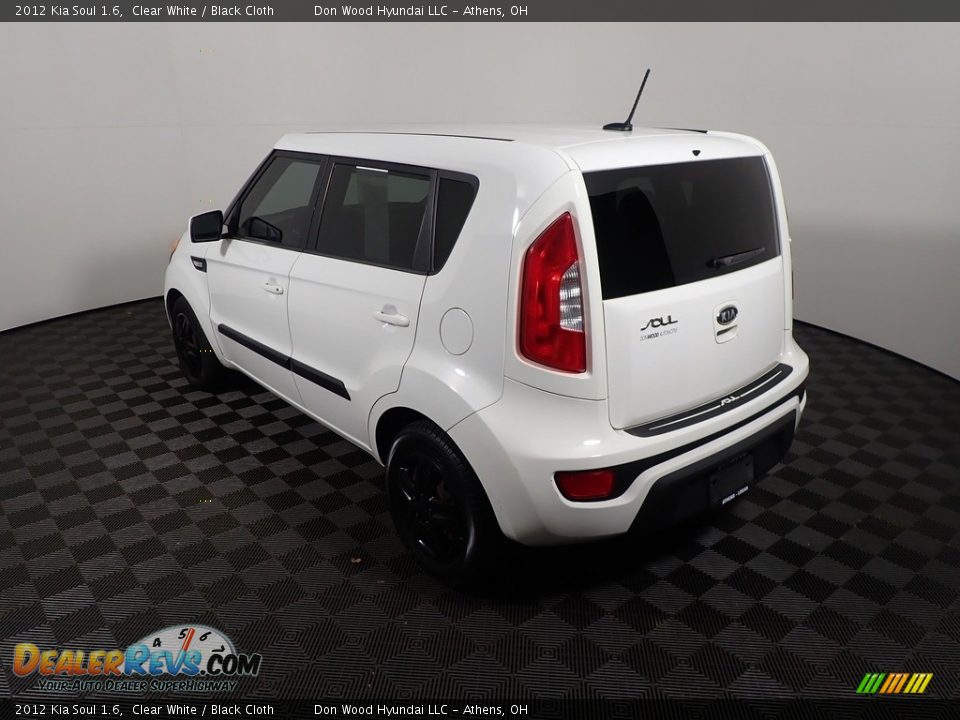 2012 Kia Soul 1.6 Clear White / Black Cloth Photo #9