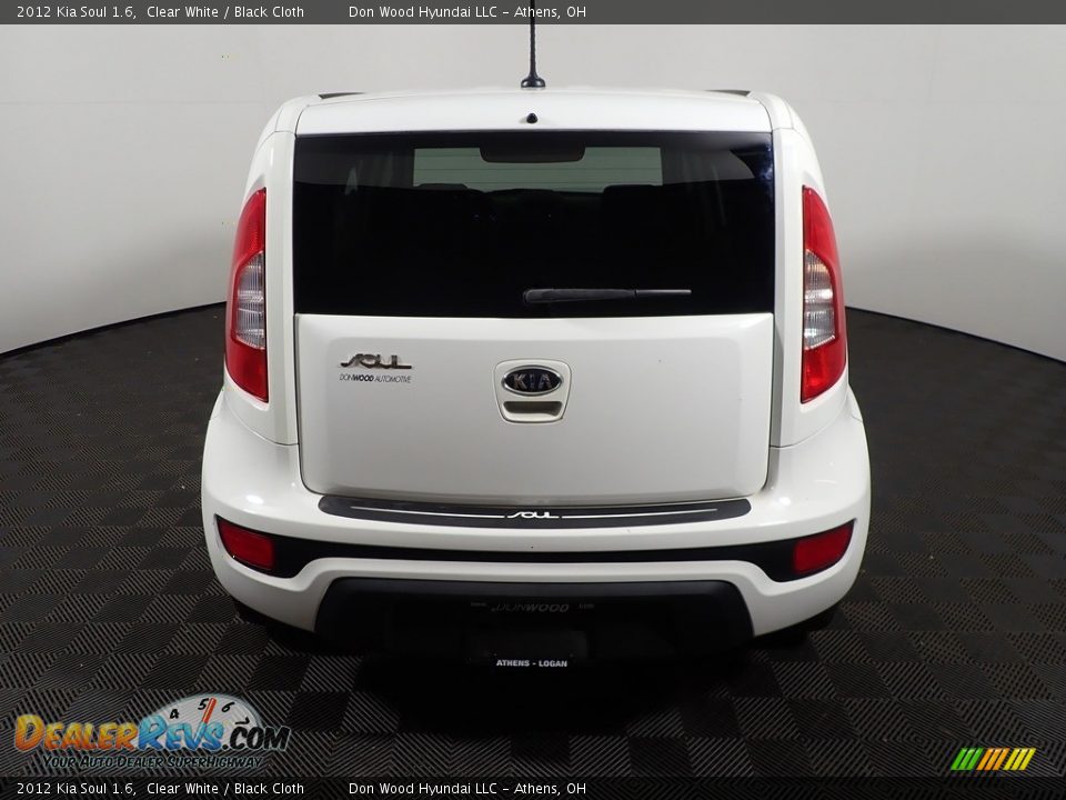 2012 Kia Soul 1.6 Clear White / Black Cloth Photo #10