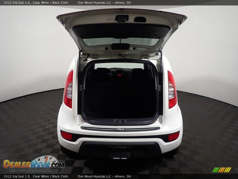 2012 Kia Soul 1.6 Clear White / Black Cloth Photo #11