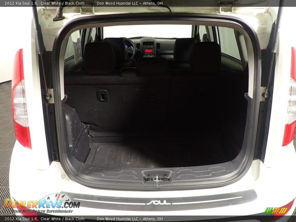 2012 Kia Soul 1.6 Clear White / Black Cloth Photo #12