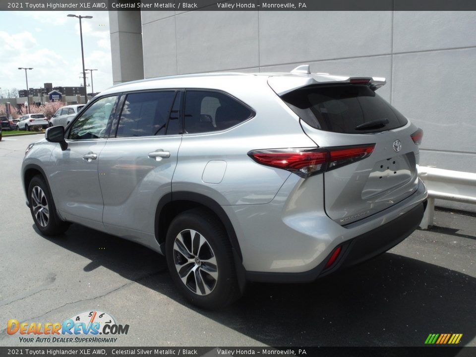 2021 Toyota Highlander XLE AWD Celestial Silver Metallic / Black Photo #11
