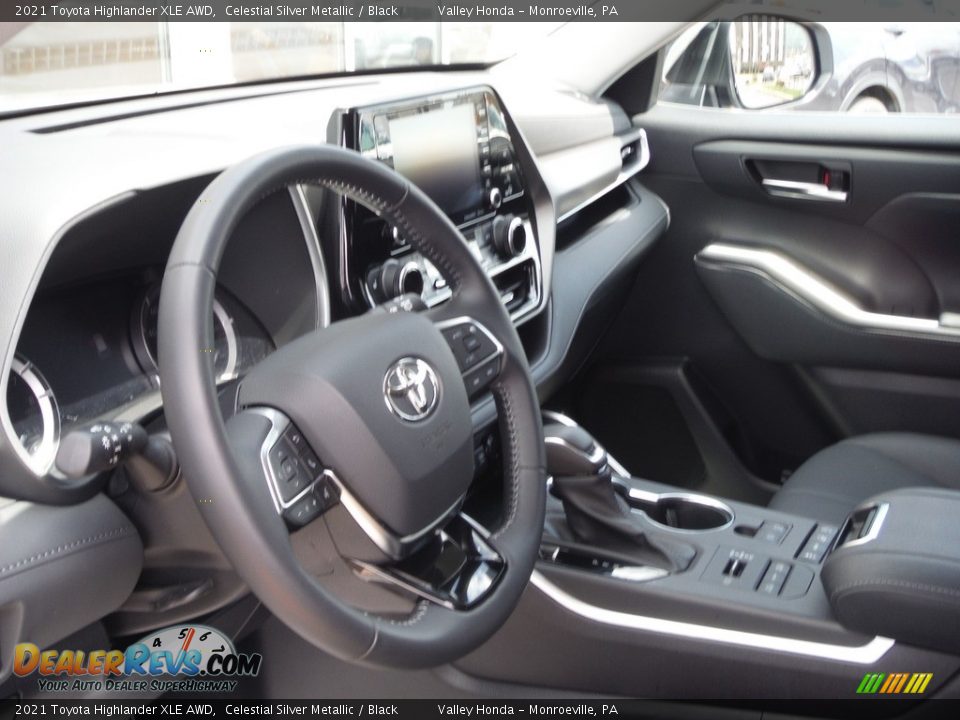 2021 Toyota Highlander XLE AWD Celestial Silver Metallic / Black Photo #14