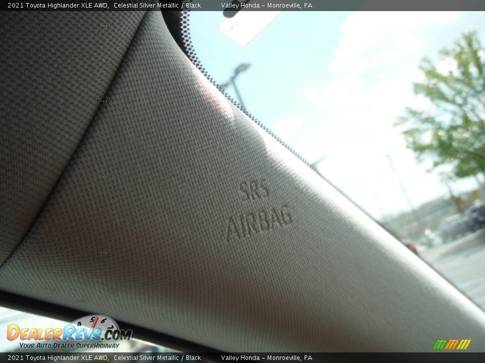 2021 Toyota Highlander XLE AWD Celestial Silver Metallic / Black Photo #29