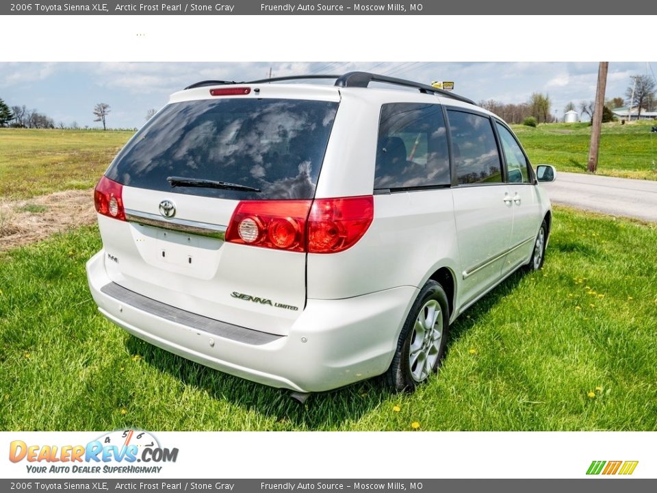 2006 Toyota Sienna XLE Arctic Frost Pearl / Stone Gray Photo #4