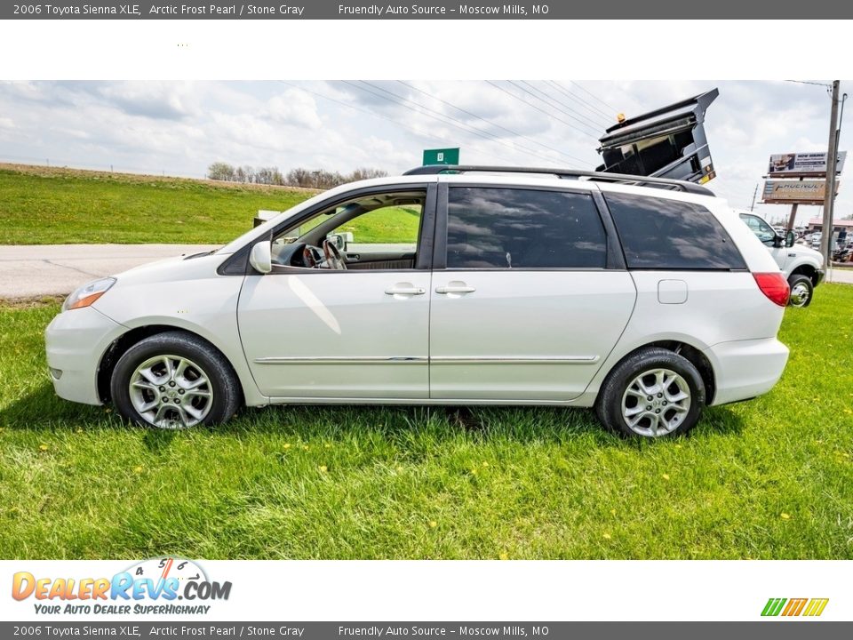 2006 Toyota Sienna XLE Arctic Frost Pearl / Stone Gray Photo #7