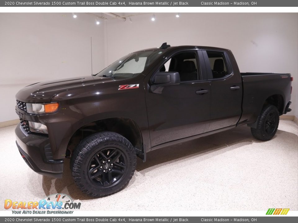 2020 Chevrolet Silverado 1500 Custom Trail Boss Double Cab 4x4 Havana Brown Metallic / Jet Black Photo #3