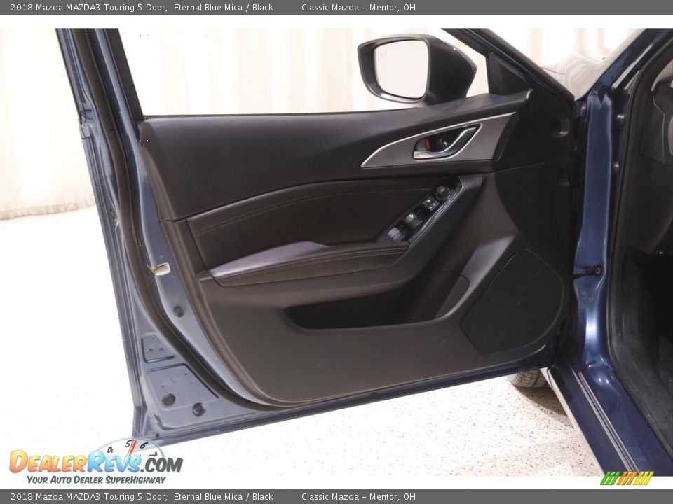 2018 Mazda MAZDA3 Touring 5 Door Eternal Blue Mica / Black Photo #4