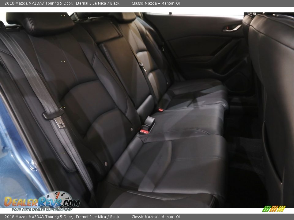 2018 Mazda MAZDA3 Touring 5 Door Eternal Blue Mica / Black Photo #15