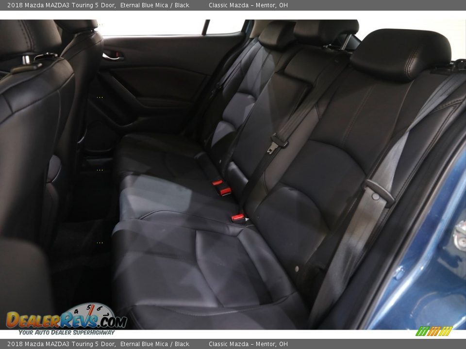 2018 Mazda MAZDA3 Touring 5 Door Eternal Blue Mica / Black Photo #16