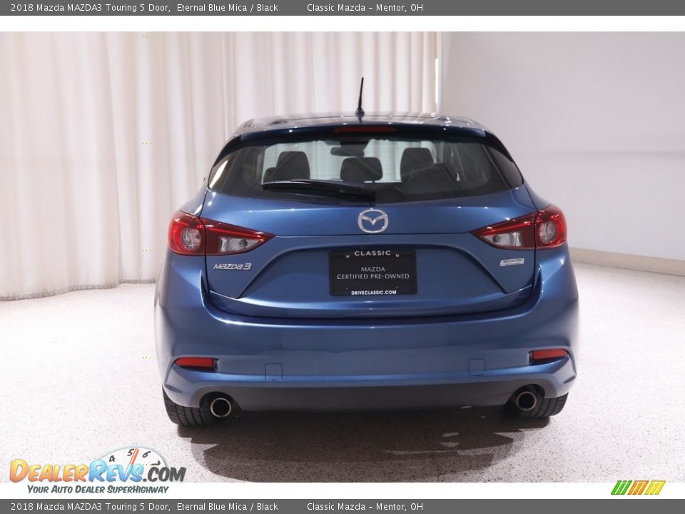 2018 Mazda MAZDA3 Touring 5 Door Eternal Blue Mica / Black Photo #17