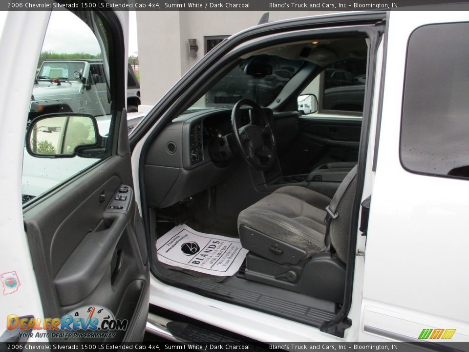 2006 Chevrolet Silverado 1500 LS Extended Cab 4x4 Summit White / Dark Charcoal Photo #6