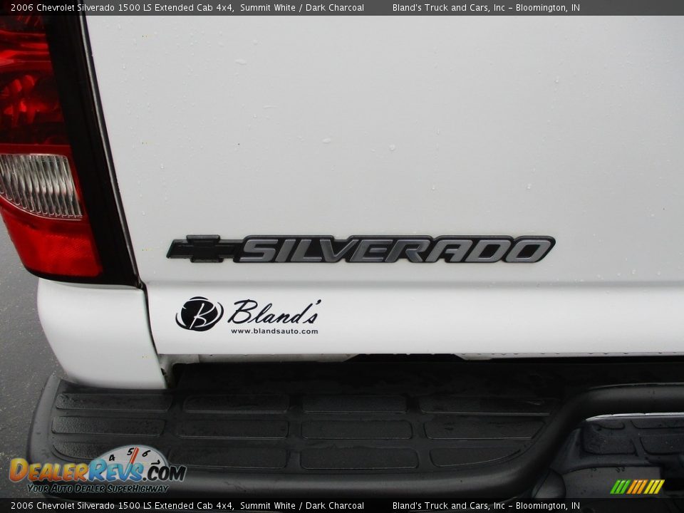 2006 Chevrolet Silverado 1500 LS Extended Cab 4x4 Summit White / Dark Charcoal Photo #18