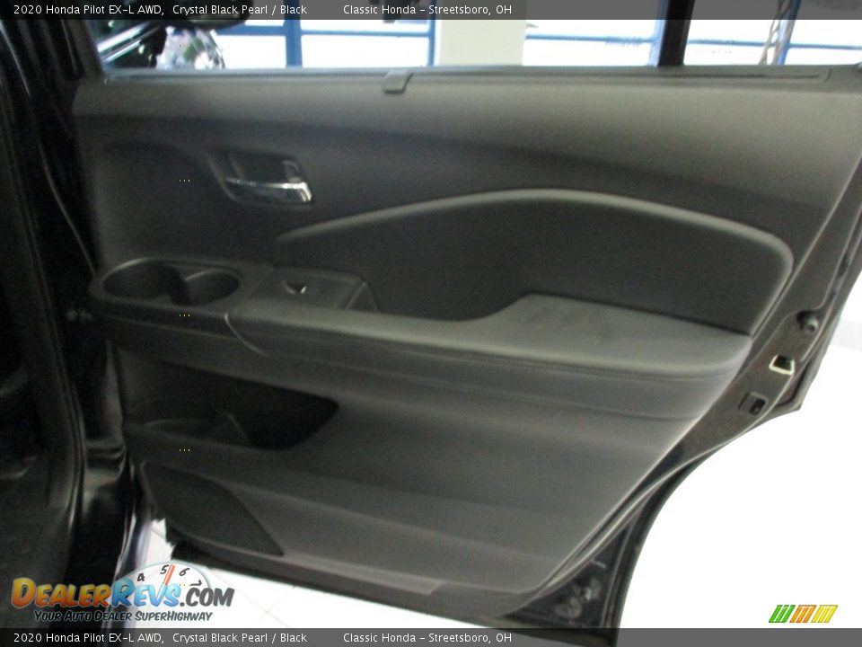 2020 Honda Pilot EX-L AWD Crystal Black Pearl / Black Photo #18