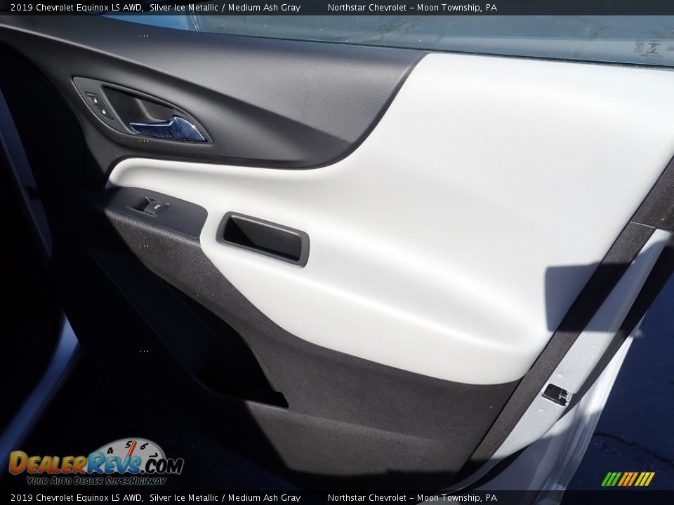 2019 Chevrolet Equinox LS AWD Silver Ice Metallic / Medium Ash Gray Photo #17