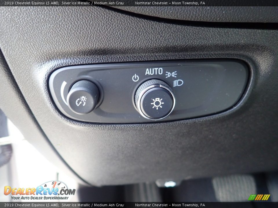 2019 Chevrolet Equinox LS AWD Silver Ice Metallic / Medium Ash Gray Photo #25
