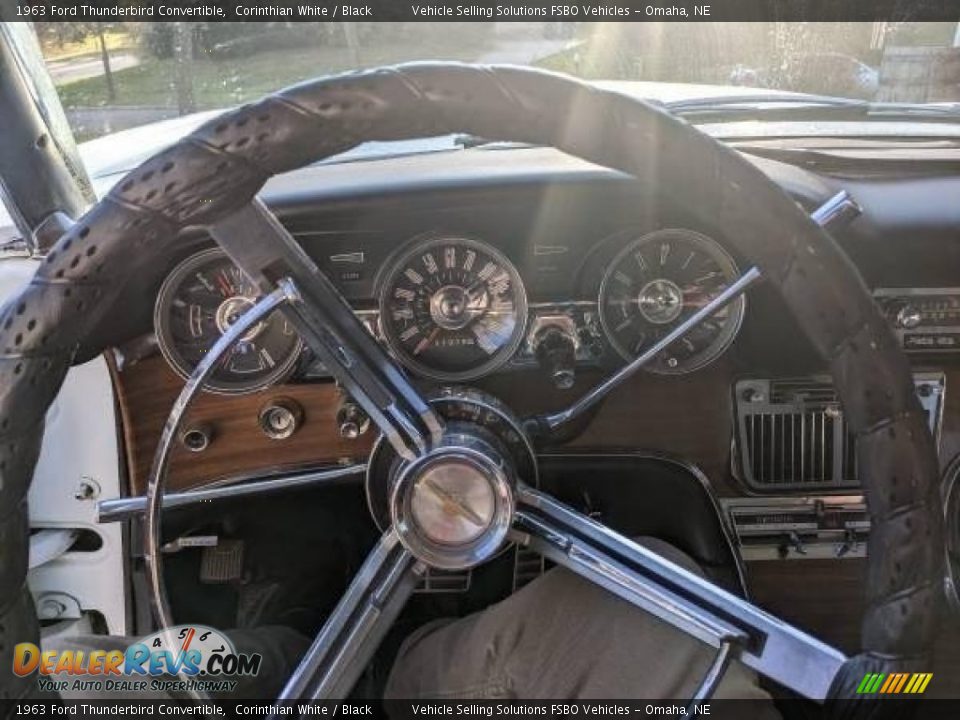 1963 Ford Thunderbird Convertible Corinthian White / Black Photo #2