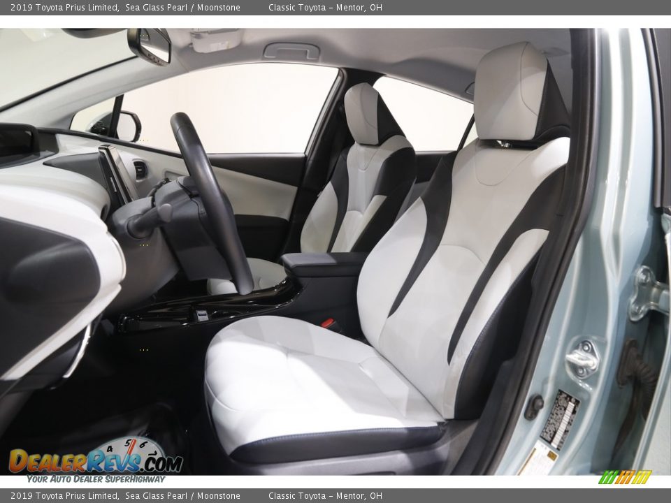 2019 Toyota Prius Limited Sea Glass Pearl / Moonstone Photo #5
