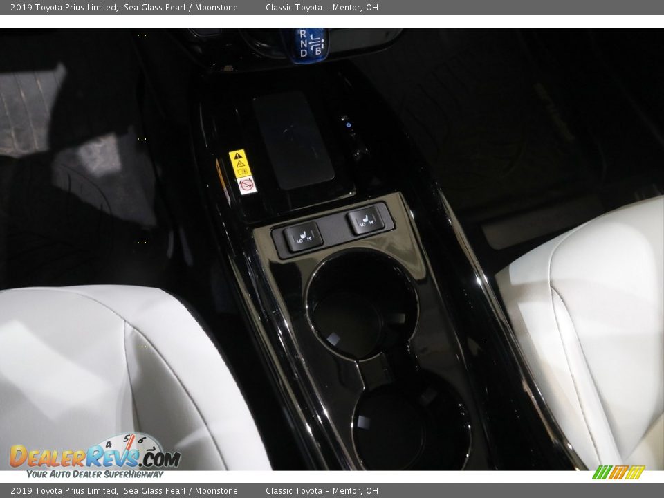 2019 Toyota Prius Limited Sea Glass Pearl / Moonstone Photo #14