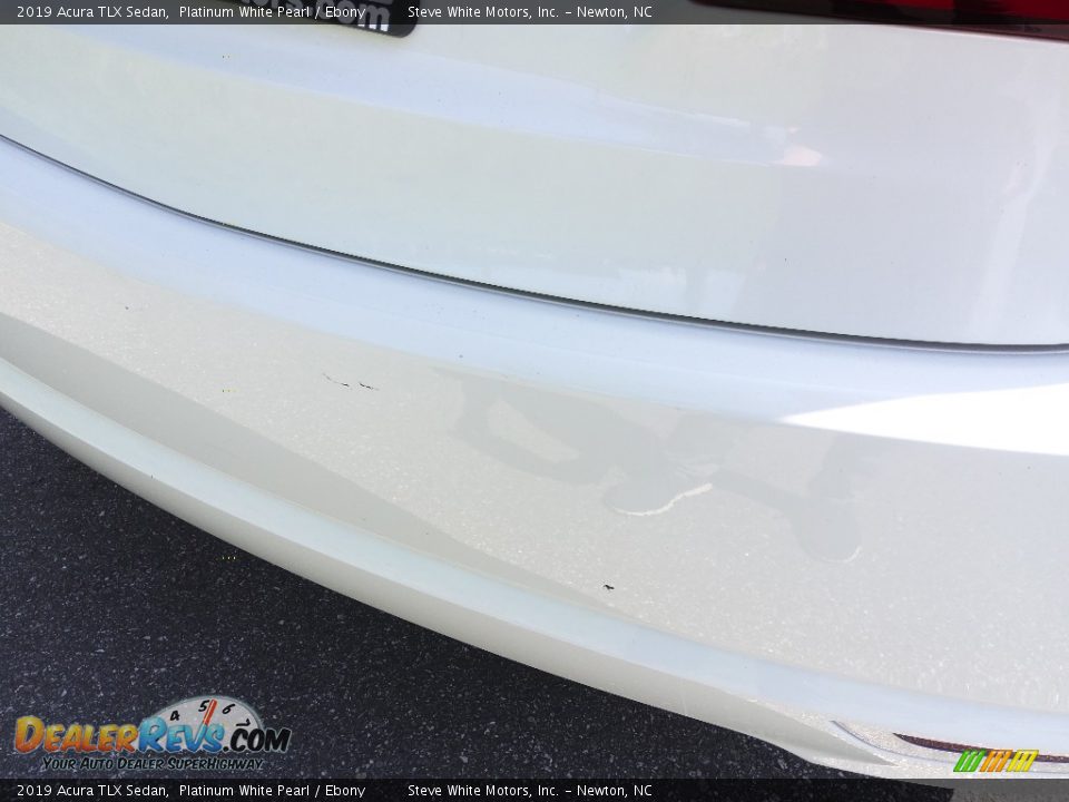 2019 Acura TLX Sedan Platinum White Pearl / Ebony Photo #9