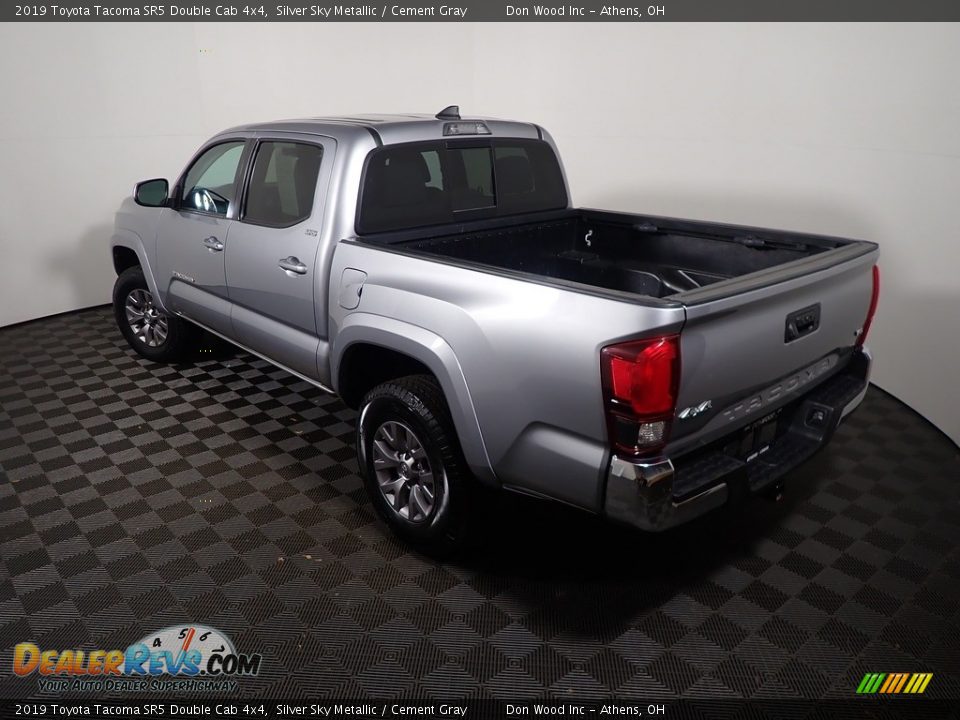 2019 Toyota Tacoma SR5 Double Cab 4x4 Silver Sky Metallic / Cement Gray Photo #12