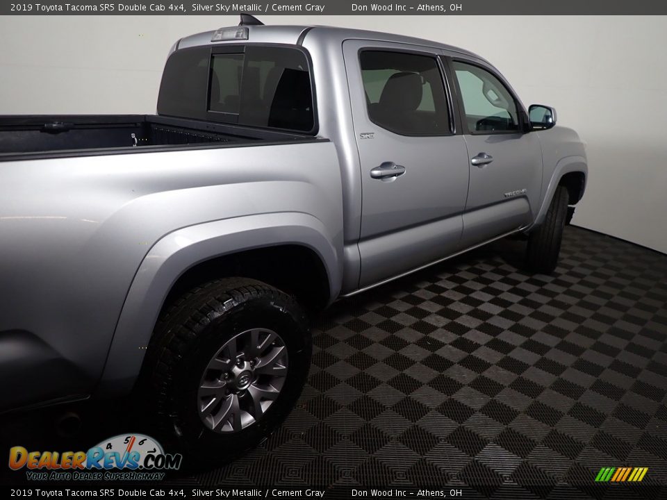 2019 Toyota Tacoma SR5 Double Cab 4x4 Silver Sky Metallic / Cement Gray Photo #18