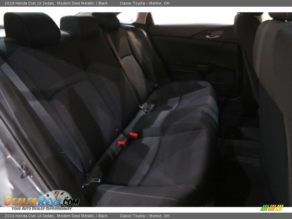 2019 Honda Civic LX Sedan Modern Steel Metallic / Black Photo #14