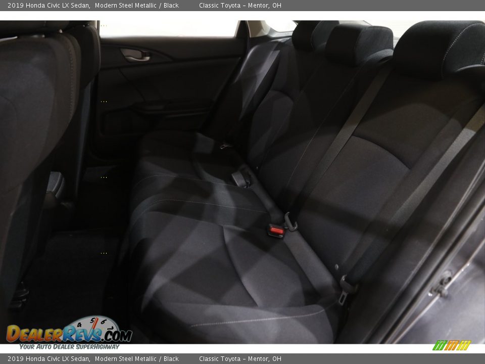 2019 Honda Civic LX Sedan Modern Steel Metallic / Black Photo #15
