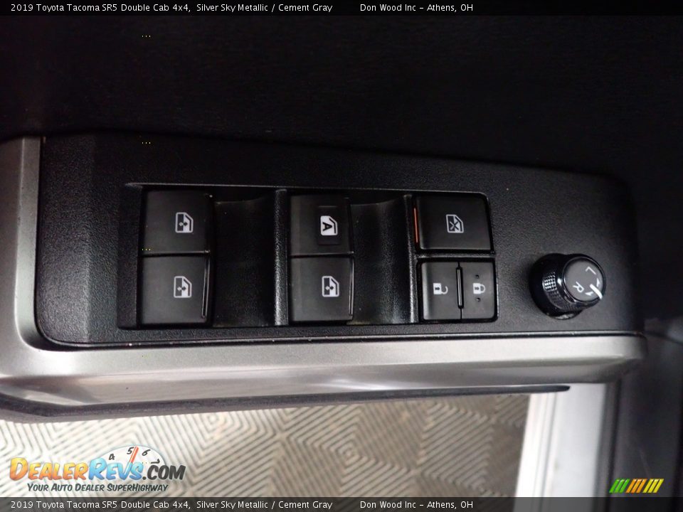 2019 Toyota Tacoma SR5 Double Cab 4x4 Silver Sky Metallic / Cement Gray Photo #20
