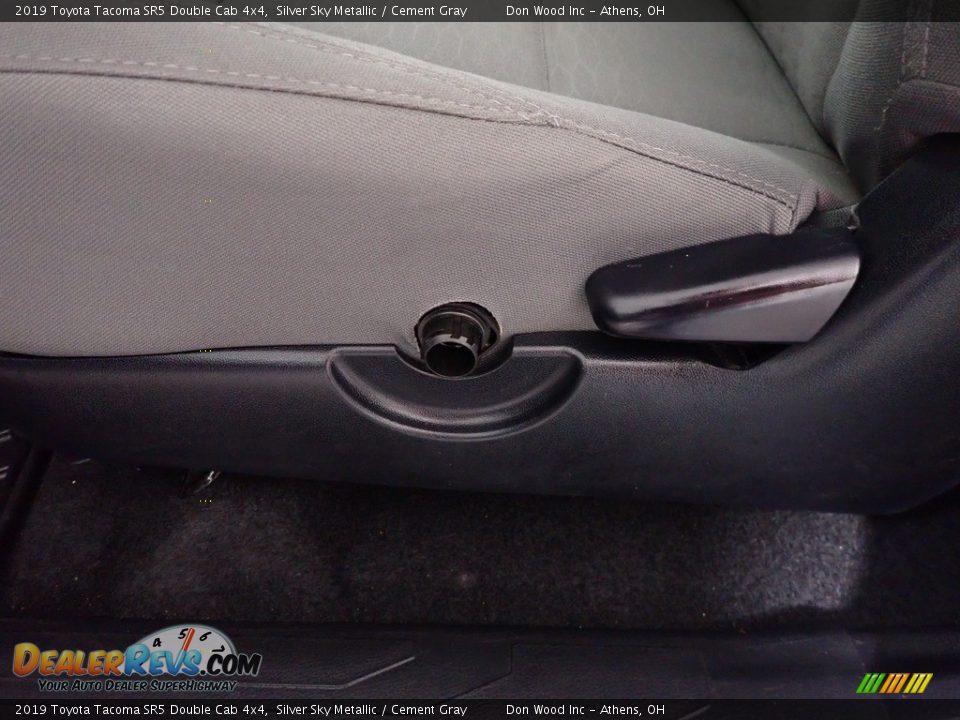 2019 Toyota Tacoma SR5 Double Cab 4x4 Silver Sky Metallic / Cement Gray Photo #22