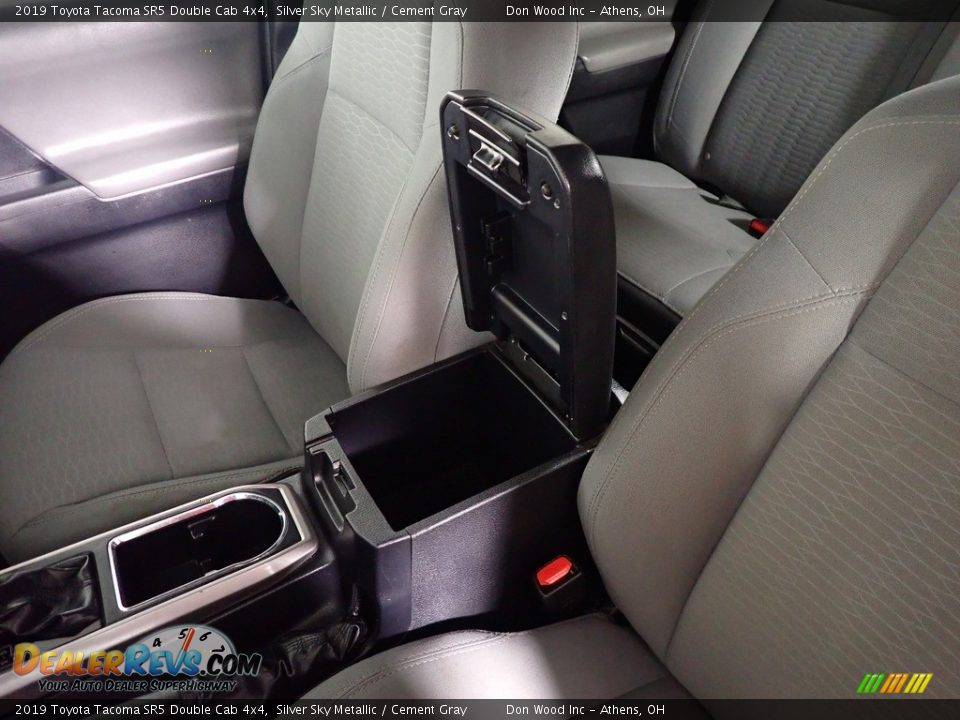 2019 Toyota Tacoma SR5 Double Cab 4x4 Silver Sky Metallic / Cement Gray Photo #33