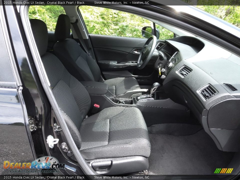 2015 Honda Civic LX Sedan Crystal Black Pearl / Black Photo #16