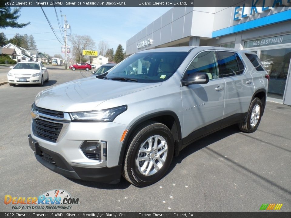 2022 Chevrolet Traverse LS AWD Silver Ice Metallic / Jet Black/­Chai Photo #1