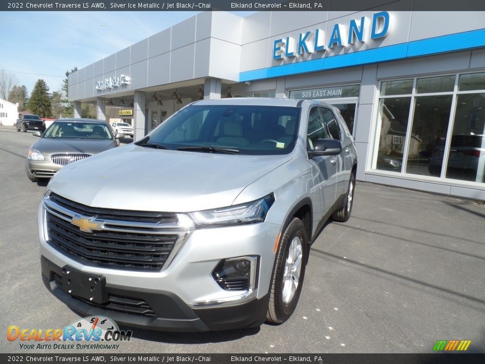 2022 Chevrolet Traverse LS AWD Silver Ice Metallic / Jet Black/­Chai Photo #2