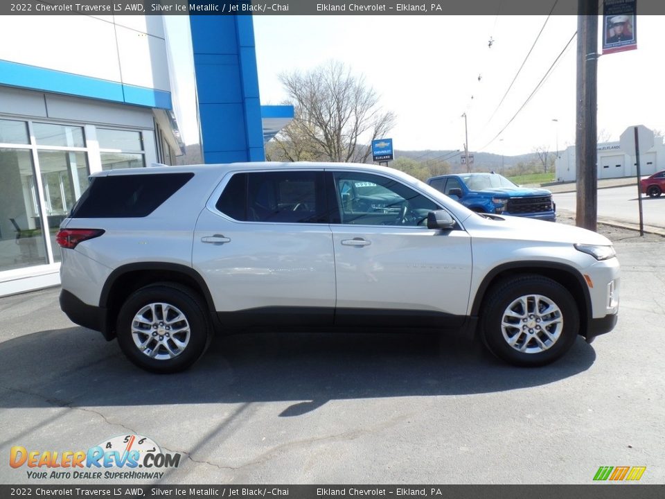 Silver Ice Metallic 2022 Chevrolet Traverse LS AWD Photo #6