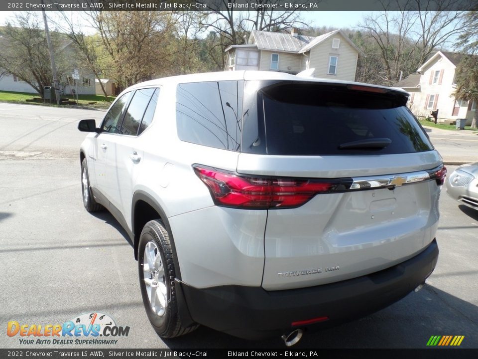 2022 Chevrolet Traverse LS AWD Silver Ice Metallic / Jet Black/­Chai Photo #9