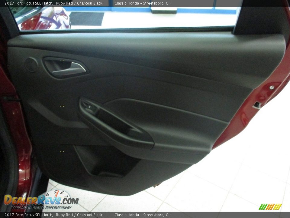 2017 Ford Focus SEL Hatch Ruby Red / Charcoal Black Photo #18