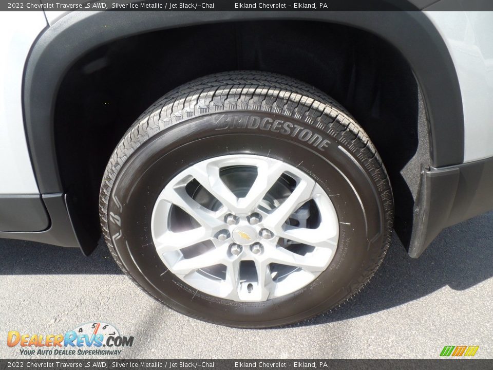 2022 Chevrolet Traverse LS AWD Wheel Photo #12