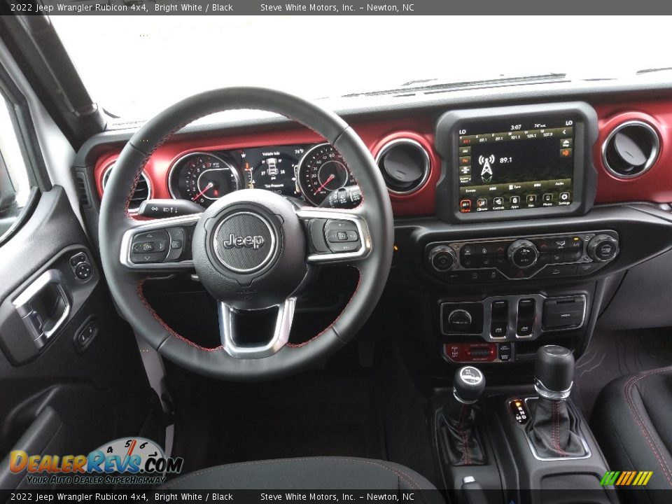 Dashboard of 2022 Jeep Wrangler Rubicon 4x4 Photo #17