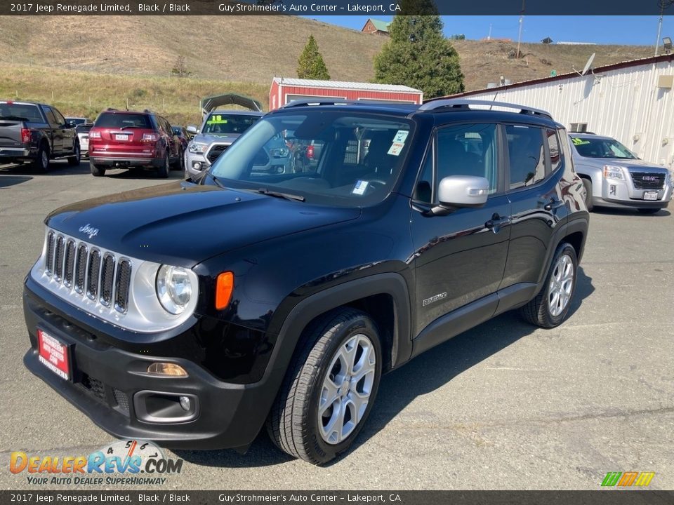 Front 3/4 View of 2017 Jeep Renegade Limited Photo #3