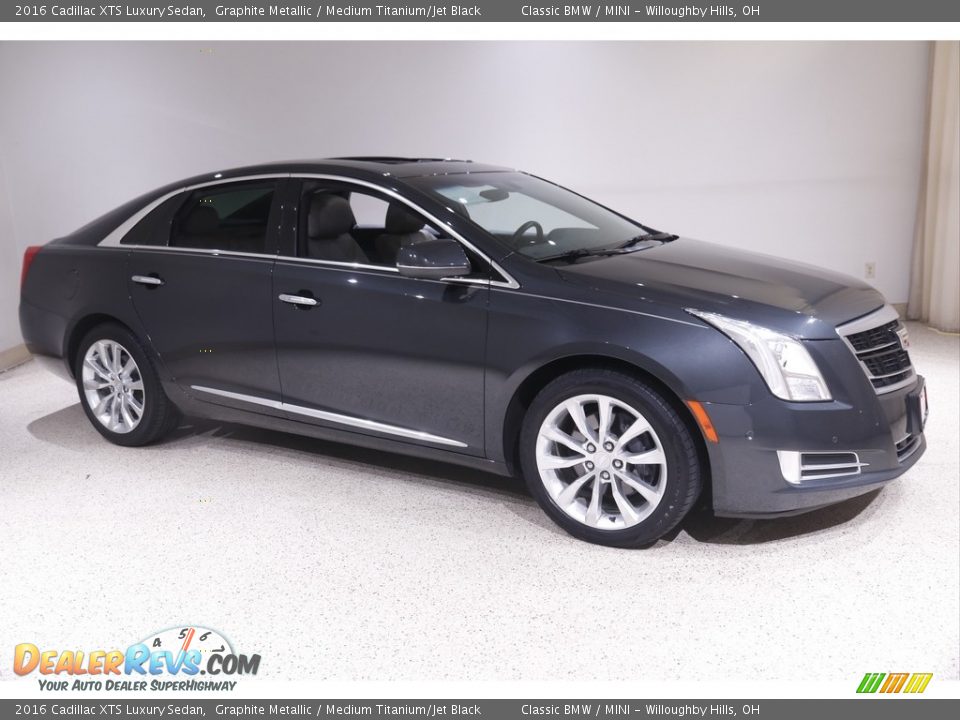 2016 Cadillac XTS Luxury Sedan Graphite Metallic / Medium Titanium/Jet Black Photo #1