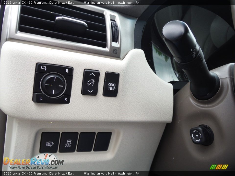 Controls of 2016 Lexus GX 460 Premium Photo #17