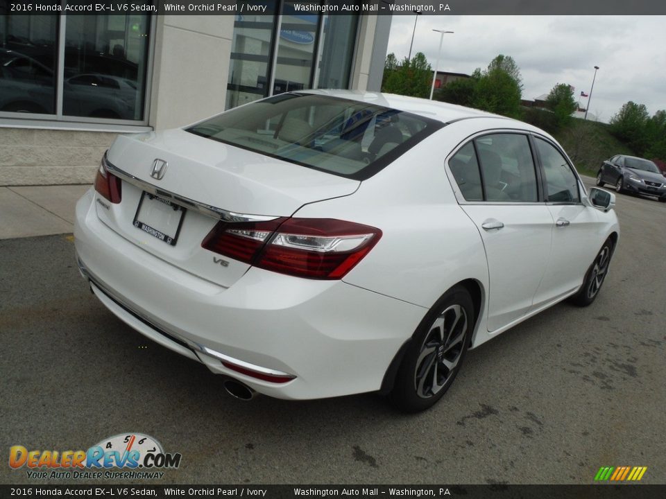 2016 Honda Accord EX-L V6 Sedan White Orchid Pearl / Ivory Photo #10