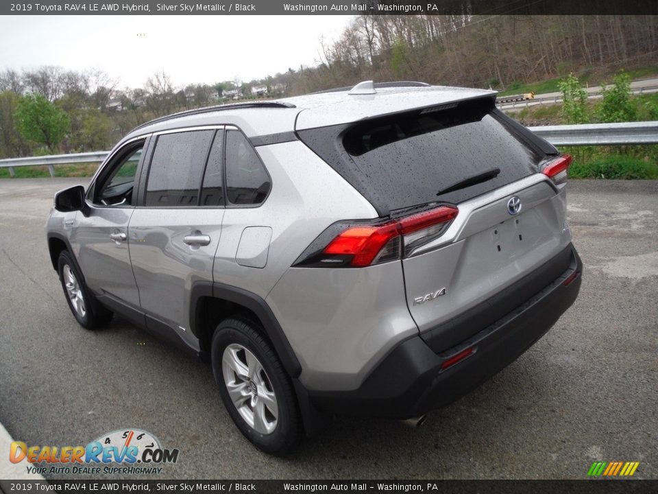 2019 Toyota RAV4 LE AWD Hybrid Silver Sky Metallic / Black Photo #15